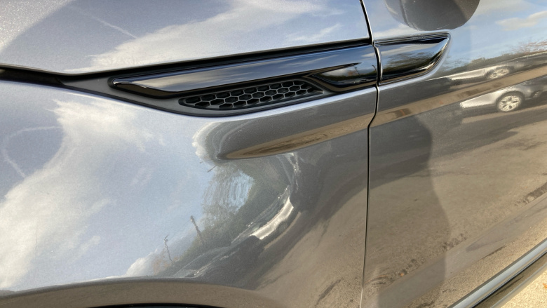 Land Rover Range Rover Evoque 2.0 eD4 SE Tech 5dr 2WD Diesel Hatchback